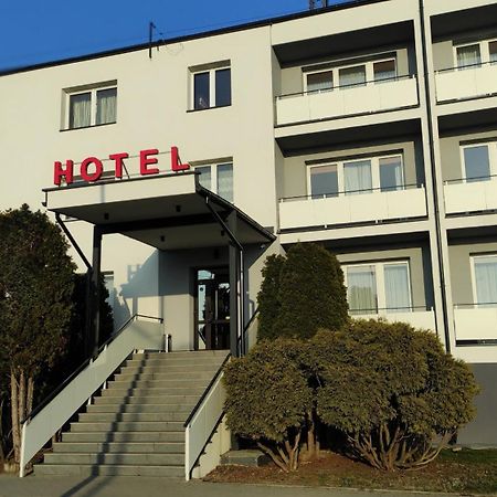 Hotel Mlawa Exterior photo